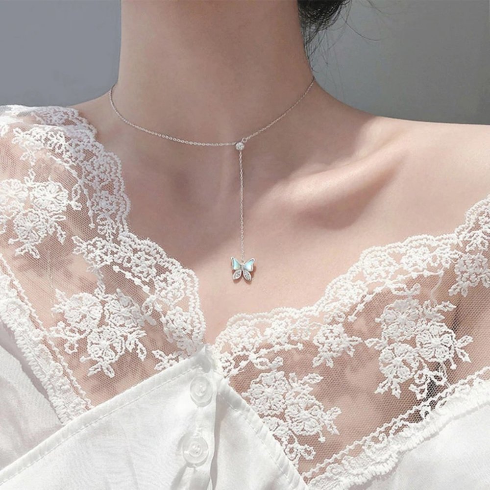 *925 Sterling Silver Diamond Butterfly Necklace Y